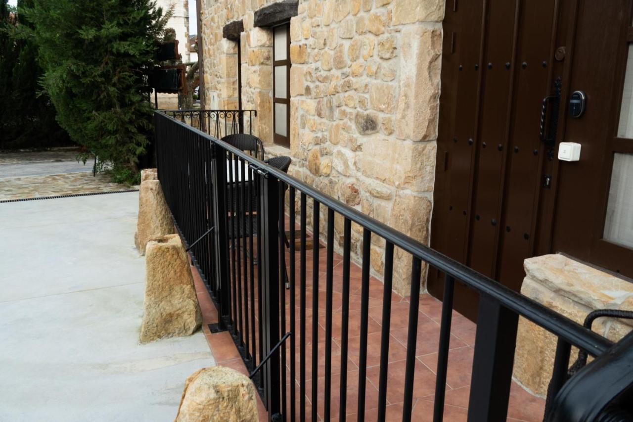 Posada Y Apartamentos Trebuesto De Guriezo المظهر الخارجي الصورة