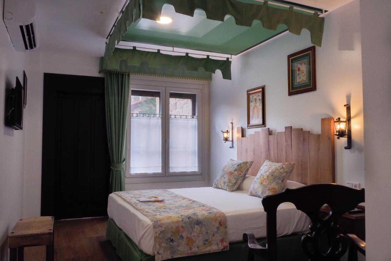 Posada Y Apartamentos Trebuesto De Guriezo المظهر الخارجي الصورة