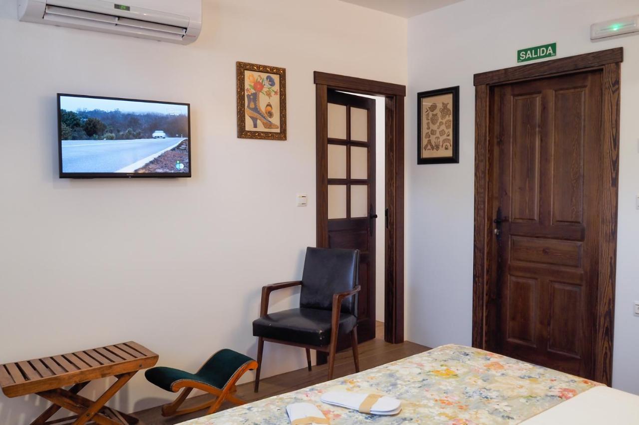 Posada Y Apartamentos Trebuesto De Guriezo المظهر الخارجي الصورة