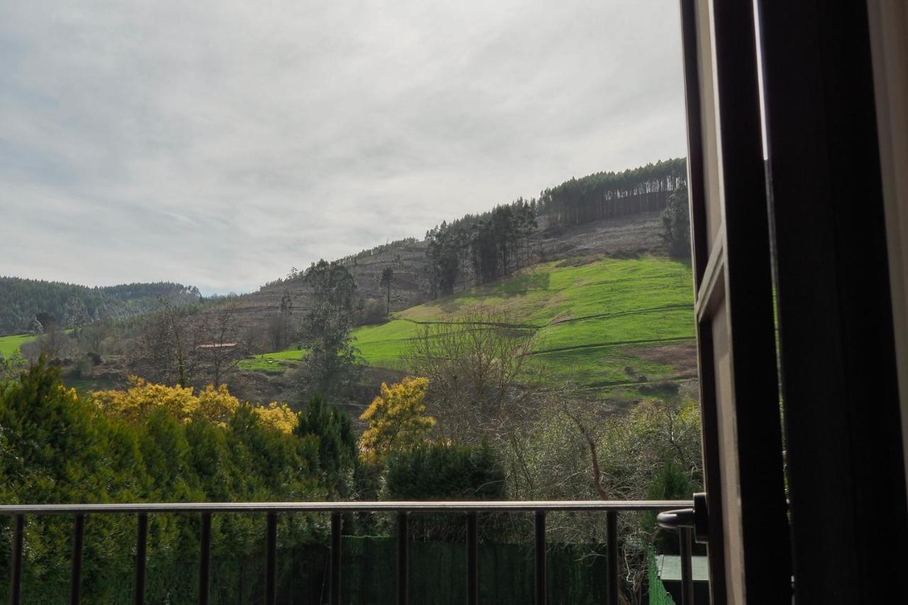 Posada Y Apartamentos Trebuesto De Guriezo المظهر الخارجي الصورة