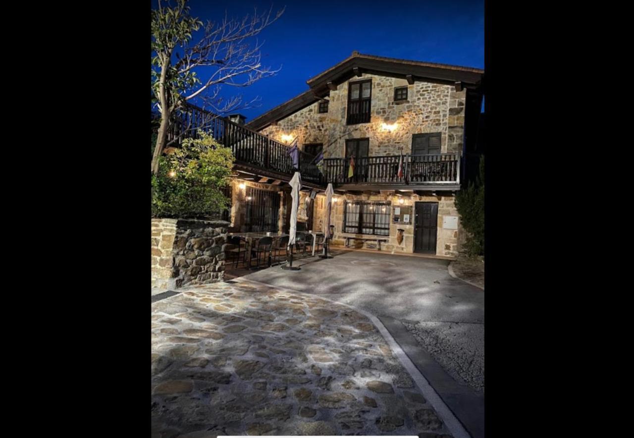 Posada Y Apartamentos Trebuesto De Guriezo المظهر الخارجي الصورة